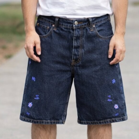 EVISU Cotton Denim Embroidered Blue Jean Shorts 38 like new tagged 38 waist - Picture 2 of 14